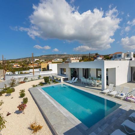 Villa Pleiades Paphos Esterno foto