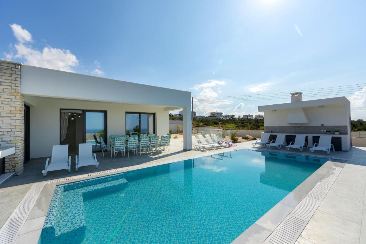 Villa Pleiades Paphos Esterno foto