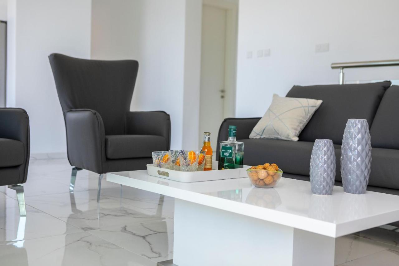 Villa Pleiades Paphos Esterno foto