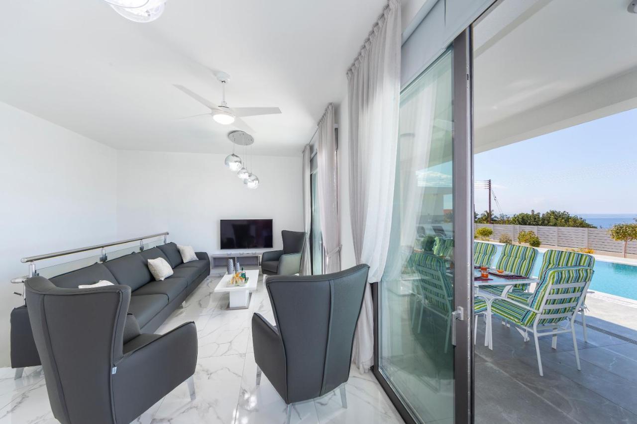 Villa Pleiades Paphos Esterno foto