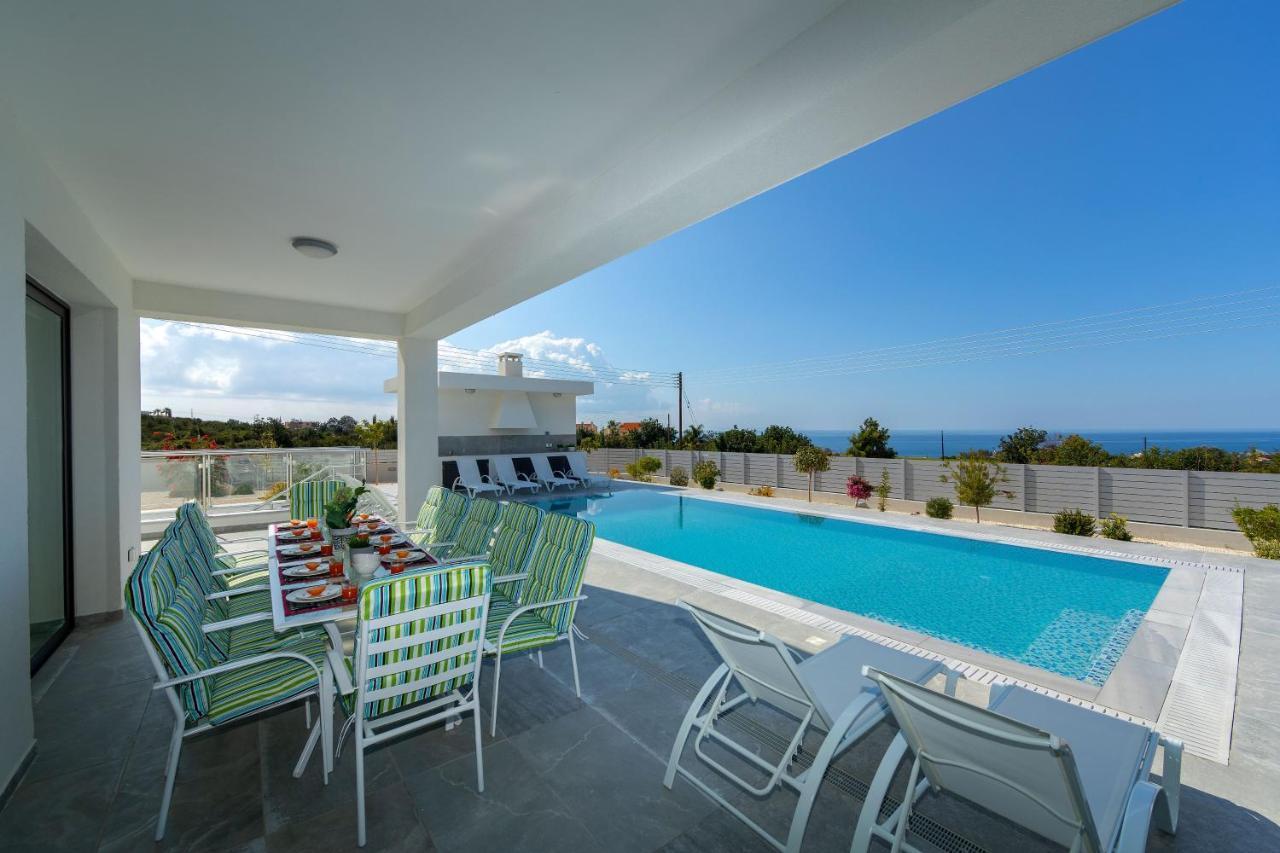 Villa Pleiades Paphos Esterno foto