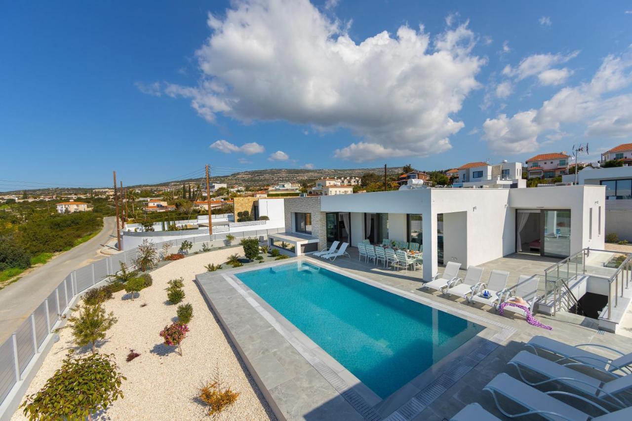 Villa Pleiades Paphos Esterno foto
