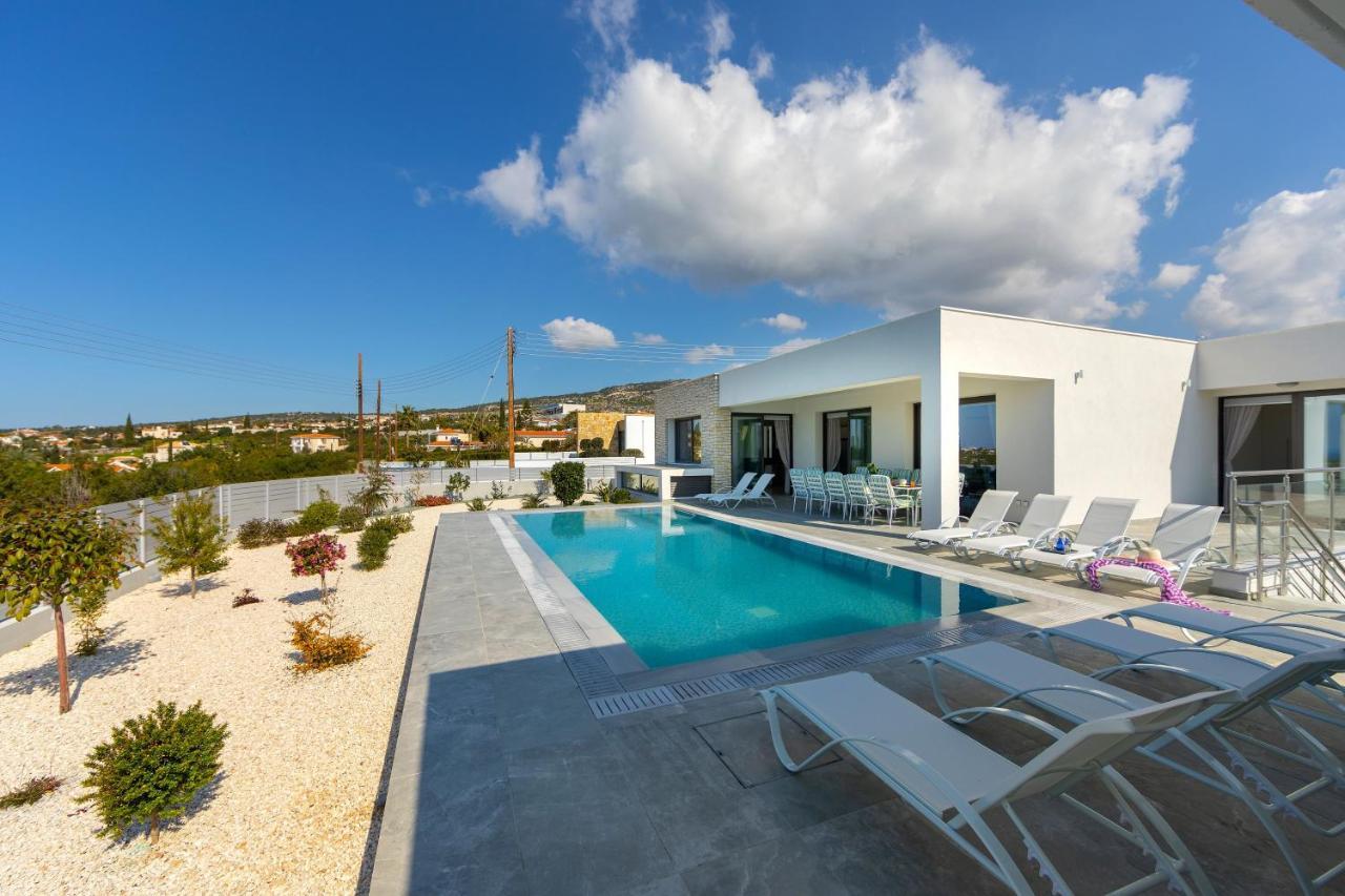 Villa Pleiades Paphos Esterno foto